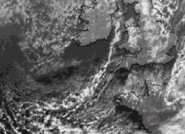 convergence_lines_over_seas_and_lakes